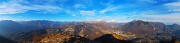29 Gran bella vista panoramica su Val Brembana a sx e Val Serina a dx